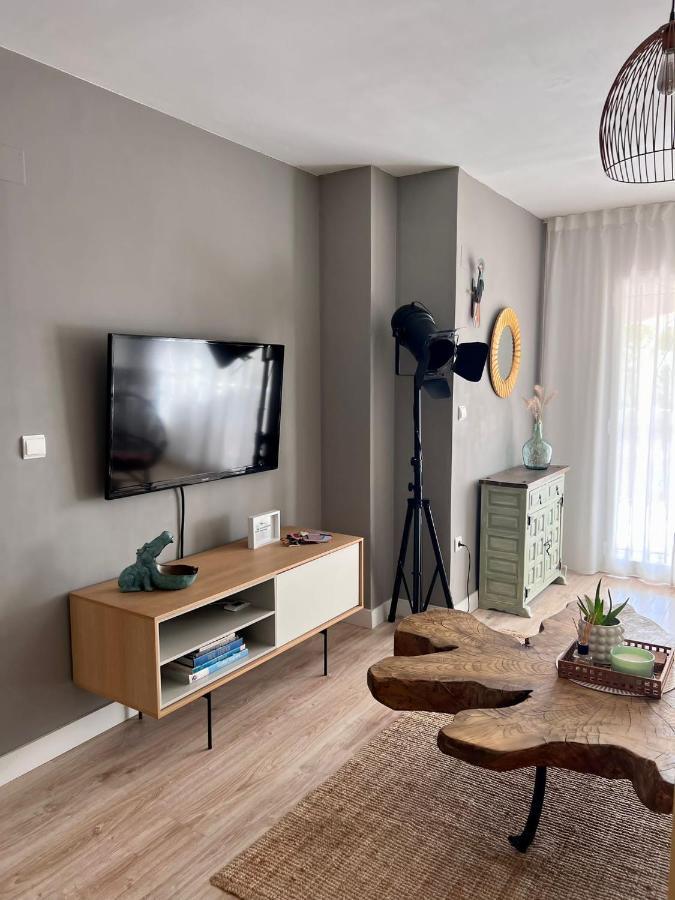 Suite Bonalba Аликанте Екстериор снимка
